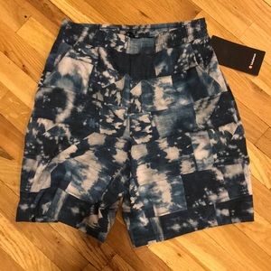 Men’s lululemon shorts size M